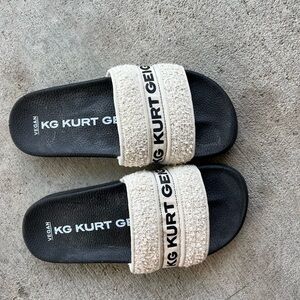 kg Kurt Geiger Ryder Tape - Bone Brand Logo Fabric Sliders US 4.5 EU 35-36.